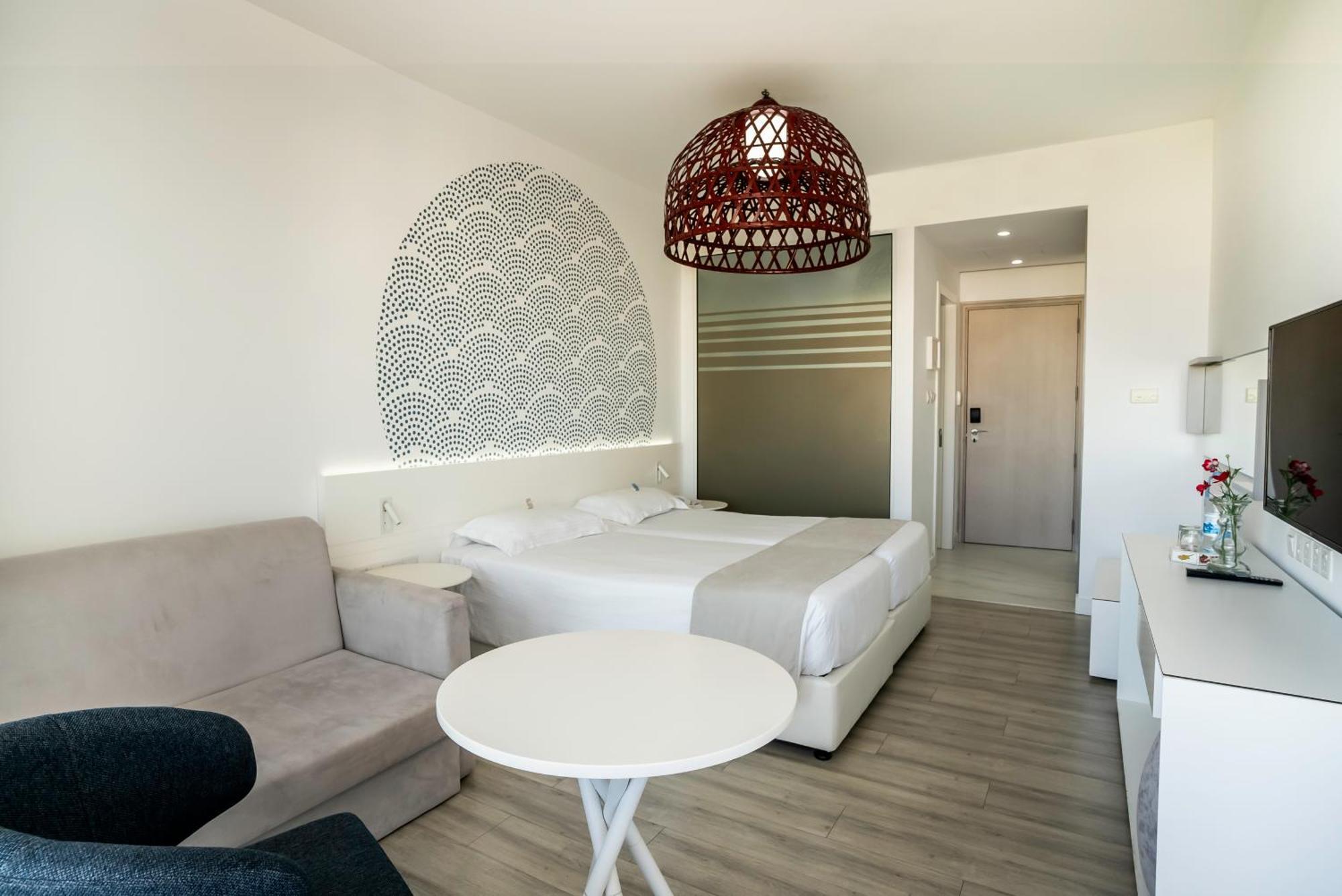 Margadina Hotel Айя Напа Екстериор снимка