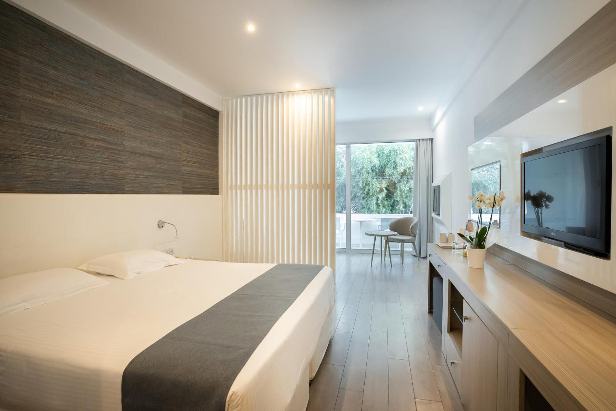 Margadina Hotel Айя Напа Екстериор снимка
