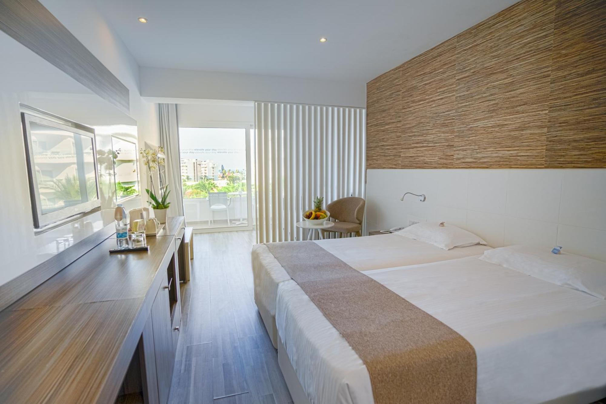 Margadina Hotel Айя Напа Екстериор снимка