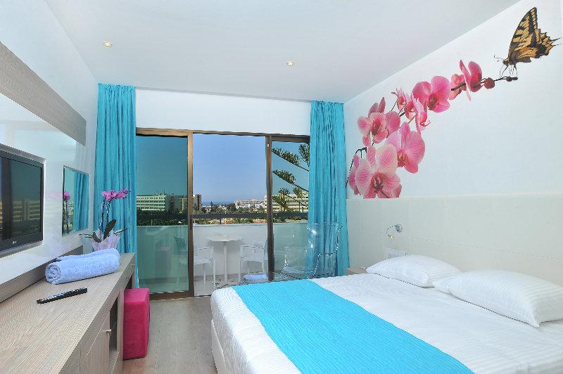 Margadina Hotel Айя Напа Екстериор снимка