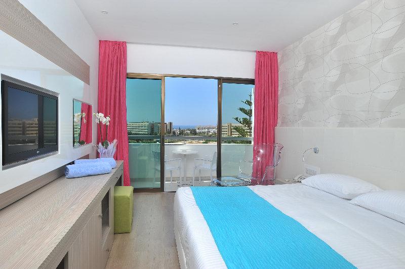 Margadina Hotel Айя Напа Екстериор снимка